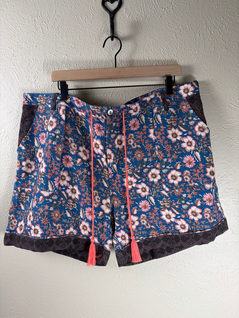 Sundance Kalani Shorts Size XL Linen Blue Floral Boho Retro Summer Preppy Shorts